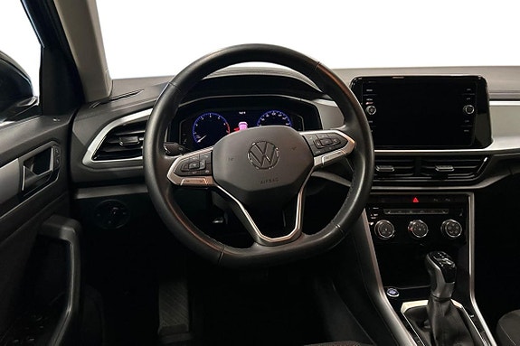 Volkswagen T-Roc 8 of 15