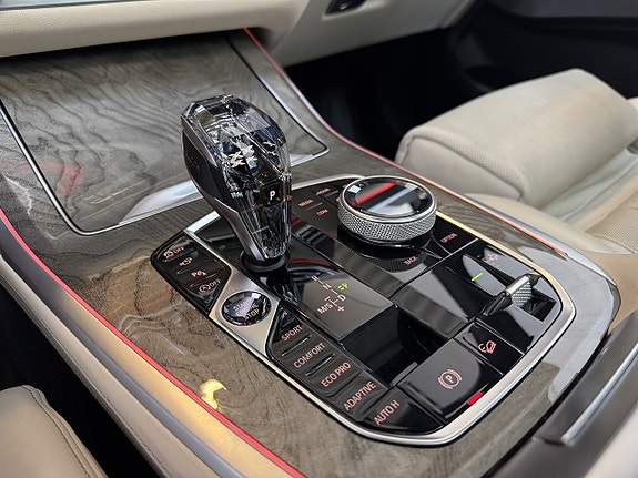 BMW X7 14 of 27