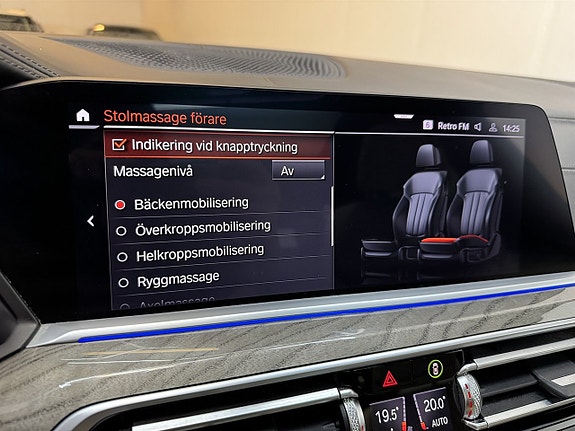BMW X7 23 of 27