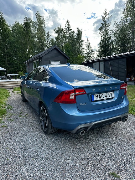 Volvo S60 3 of 14
