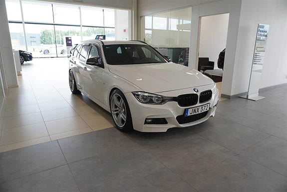 BMW 318d 3 of 12