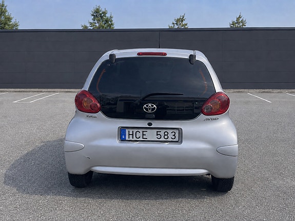 Toyota Aygo 3 of 4