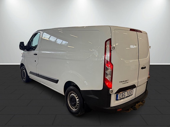 Ford Transit Custom 8 of 15