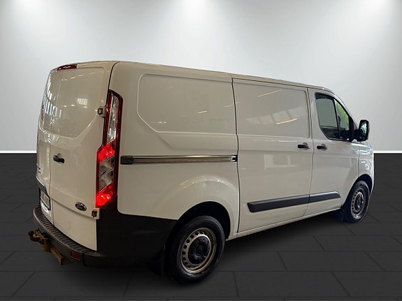 Ford Transit Custom 6 of 15