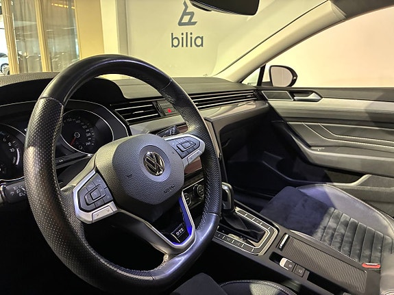 Volkswagen Passat 5 of 14