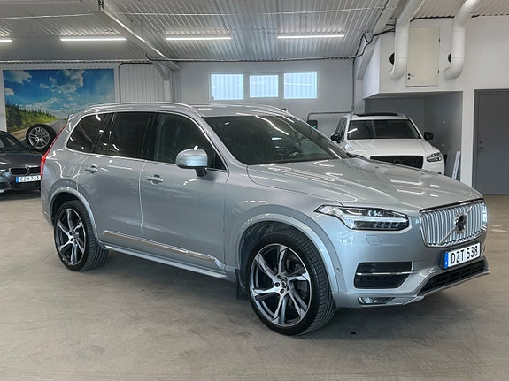 Volvo XC90 4 of 5