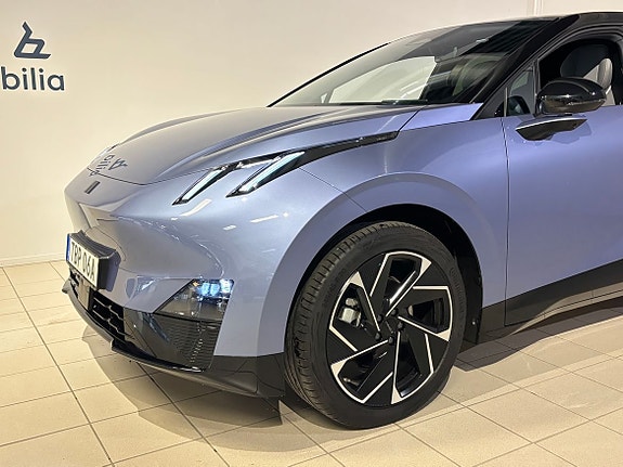 Lynk & Co 02 2 of 22