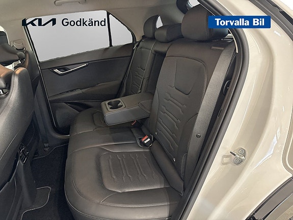 Kia Niro 10 of 15