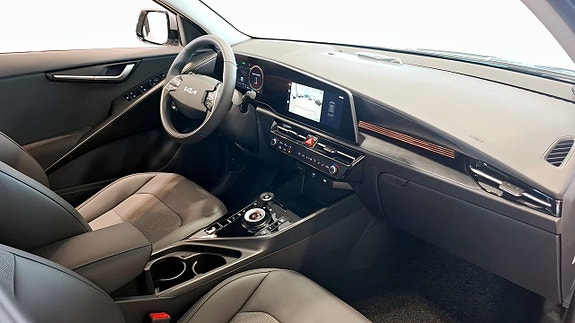 Kia Niro 3 of 9