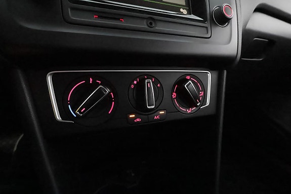 Volkswagen Polo 21 of 30