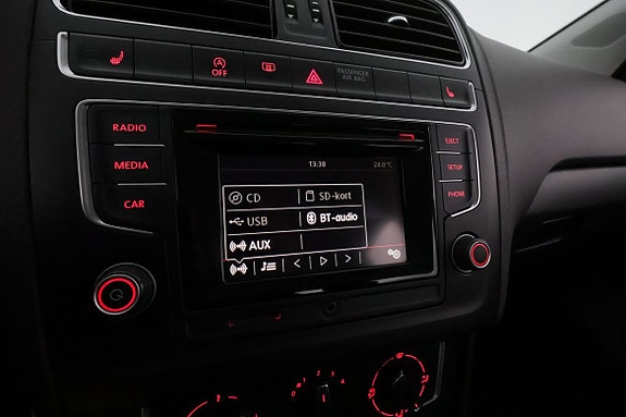 Volkswagen Polo 19 of 30