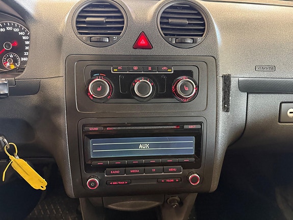 Volkswagen Caddy 16 of 16