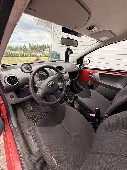 Toyota Aygo 6 of 7