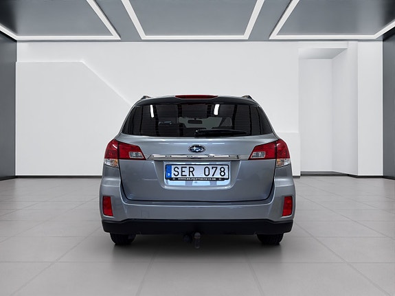 Subaru Outback 6 of 16