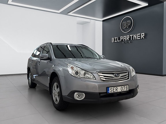Subaru Outback 4 of 16