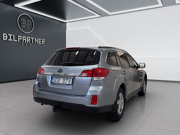 Subaru Outback 5 of 16
