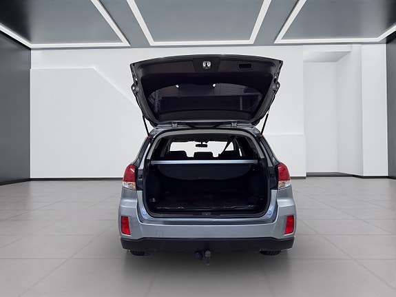 Subaru Outback 15 of 16
