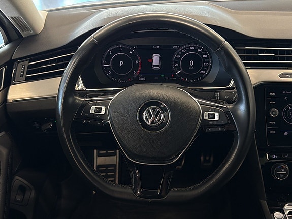 Volkswagen Passat Alltrack 17 of 27