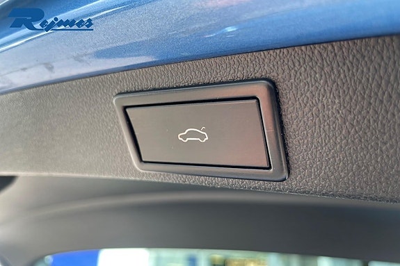 Skoda Octavia Scout 12 of 27