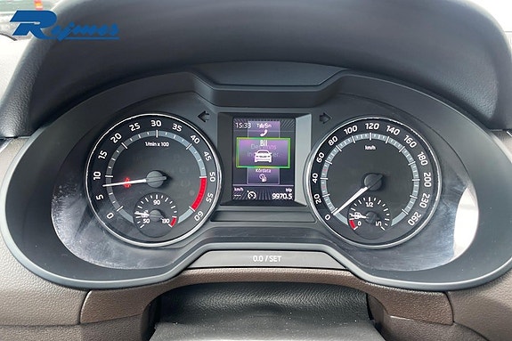 Skoda Octavia Scout 25 of 27
