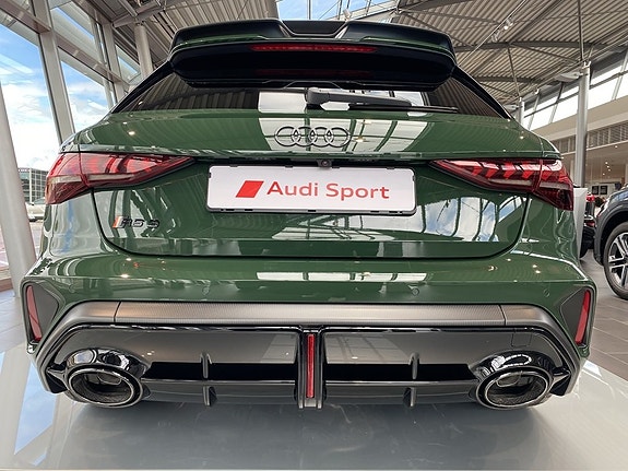 Audi RS3 4 of 12