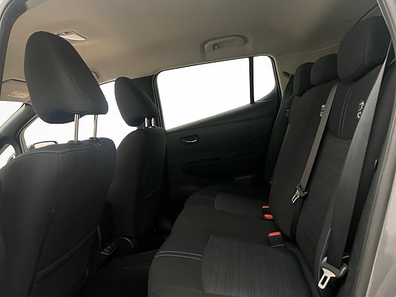 Nissan Leaf 15 of 30