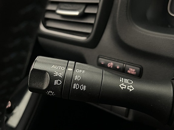 Nissan Leaf 27 of 30