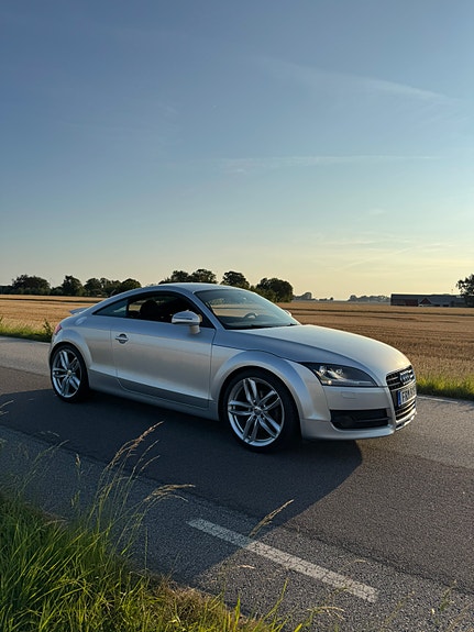 Audi TT 3 of 11