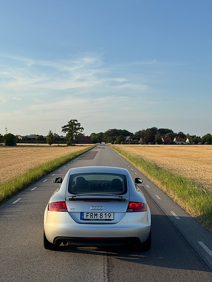 Audi TT 2 of 11