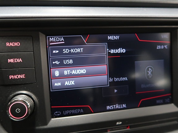 Seat Arona 19 of 24