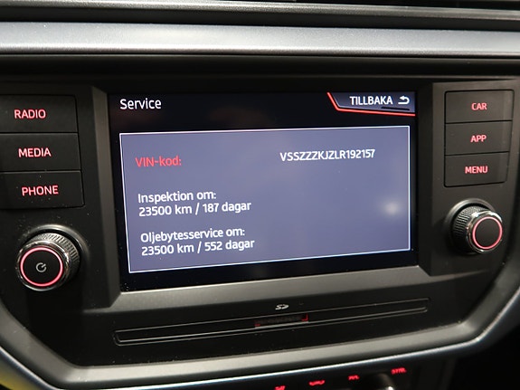 Seat Arona 20 of 24