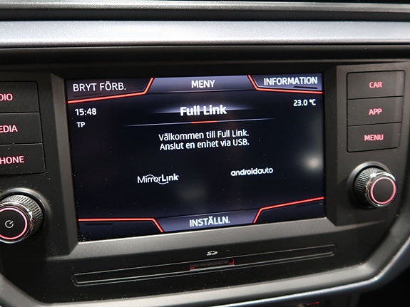 Seat Arona 21 of 24