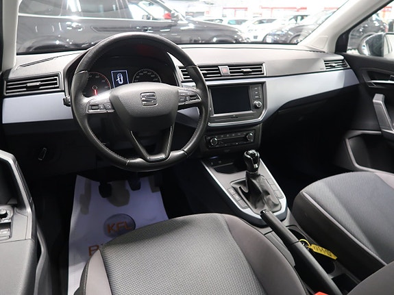 Seat Arona 14 of 24