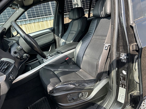 BMW X5 11 of 18