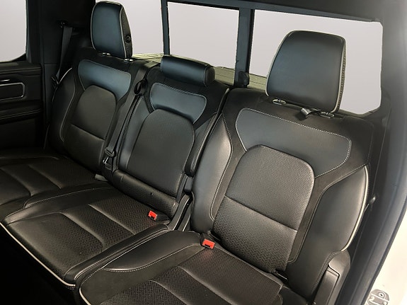 Dodge RAM 14 of 26