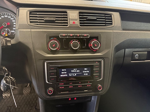 Volkswagen Caddy 13 of 19
