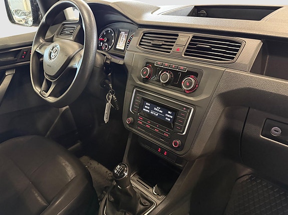 Volkswagen Caddy 19 of 19