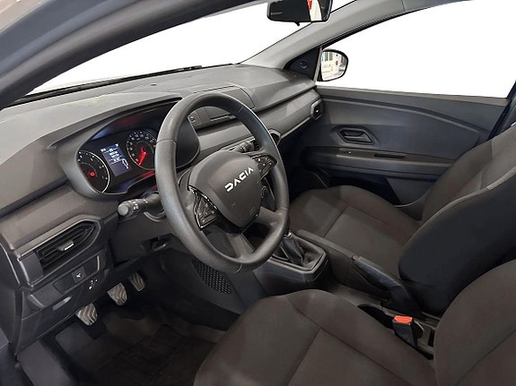 Dacia Sandero 6 of 12