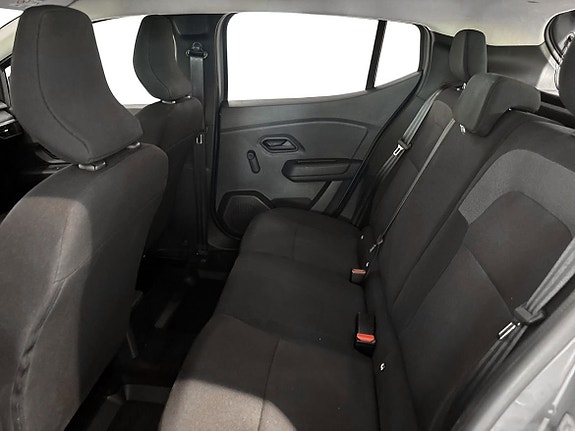 Dacia Sandero 7 of 12