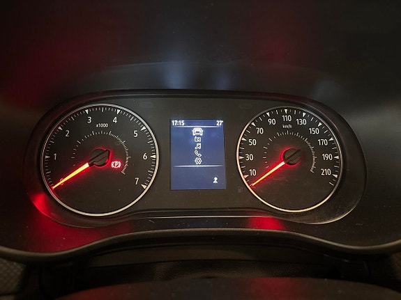 Dacia Sandero 12 of 12