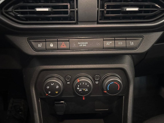 Dacia Sandero 11 of 12