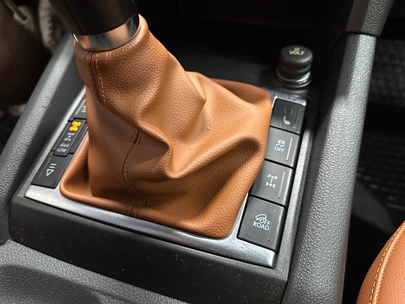 Volkswagen Amarok 14 of 23