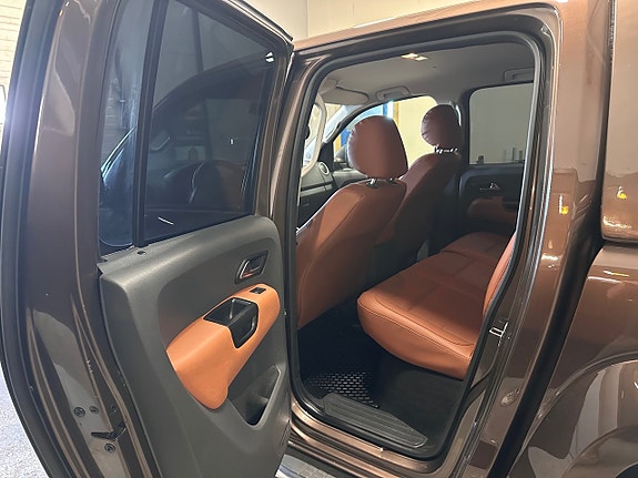 Volkswagen Amarok 15 of 23