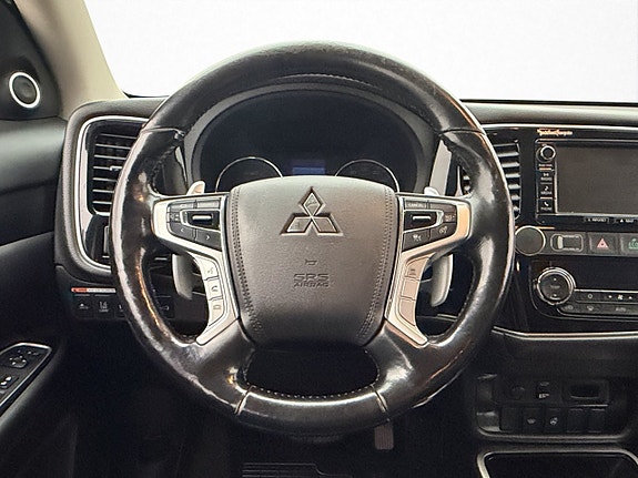 Mitsubishi Outlander 15 of 30
