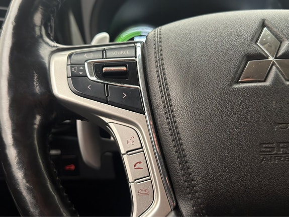 Mitsubishi Outlander 18 of 30