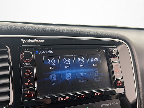 Mitsubishi Outlander 22 of 30