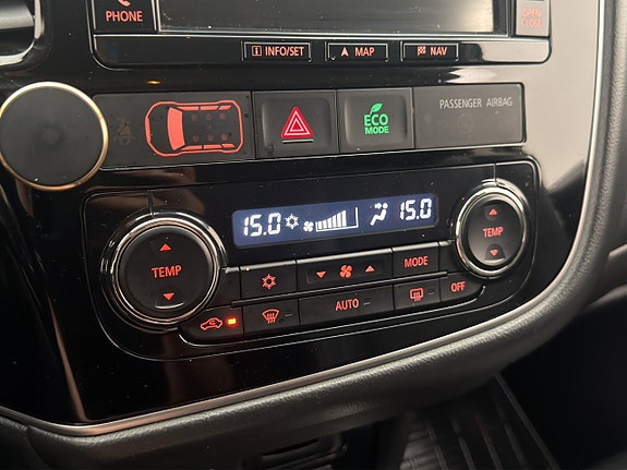 Mitsubishi Outlander 24 of 30