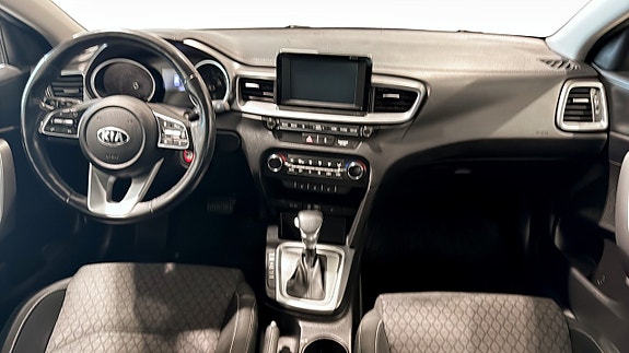 Kia Ceed 4 of 12