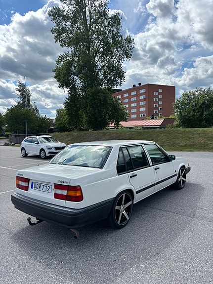 Volvo 940 3 of 7