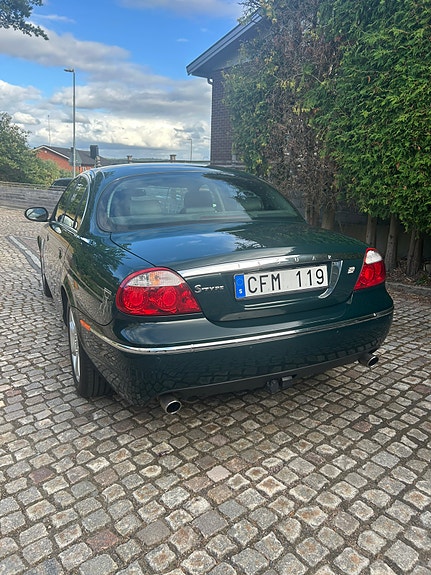 Jaguar S-TYPE 6 of 10